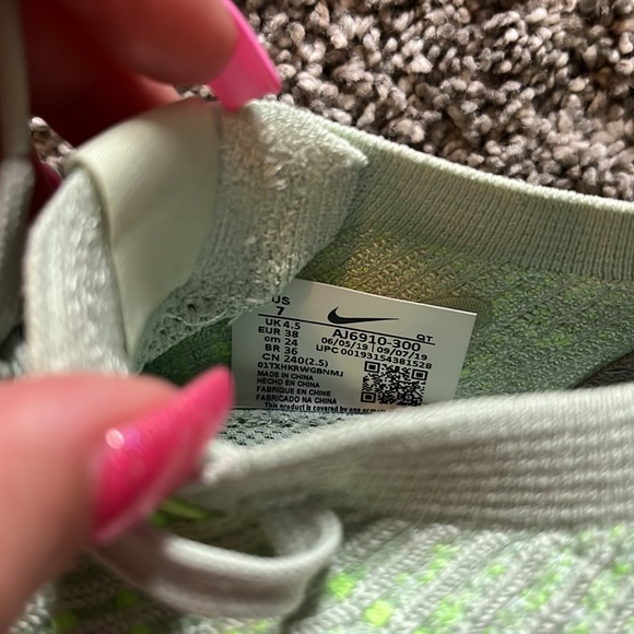 Nike Air Vapormax Flyknit 3 ‘Jade Aura’ - Picture 6 of 7